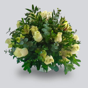 Arreglo Floral Rosas Blancas Gerberas Eucaliptus - Sepúlveda Decoraciones -  Florería, Ambientación, Decoración e Iluminación